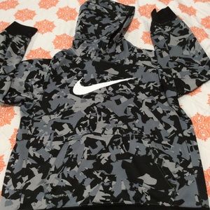 Nike Boys Large Hoodie